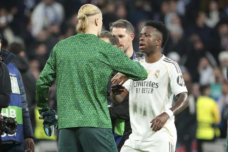  欧冠18决赛对阵：皇马连续5年遇曼城 巴黎VS切尔西 马竞战热刺 新闻