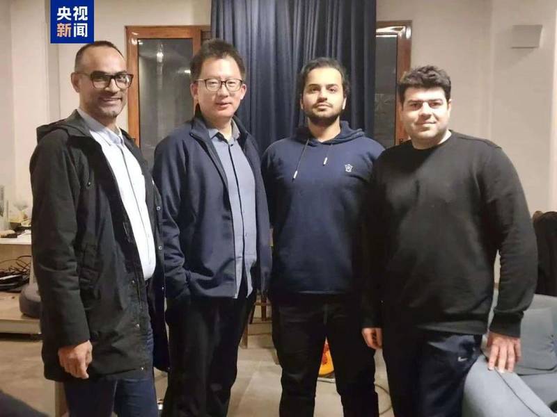  炮火中的坚守；爆炸近在咫尺，总台记者德黑兰亲历。 新闻 炮火中的坚守；爆炸近在咫尺，总台记者德黑兰亲历。 新闻 炮火中的坚守；爆炸近在咫尺，总台记者德黑兰亲历。 新闻 炮火中的坚守；爆炸近在咫尺，总台记者德黑兰亲历。 新闻 炮火中的坚守；爆炸近在咫尺，总台记者德黑兰亲历。 新闻