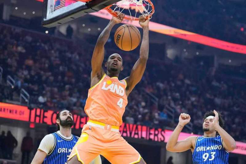  核心战术驱动：米切尔高效输出与关键球决策解析 IT技术 核心战术驱动：米切尔高效输出与关键球决策解析 IT技术 核心战术驱动：米切尔高效输出与关键球决策解析 IT技术