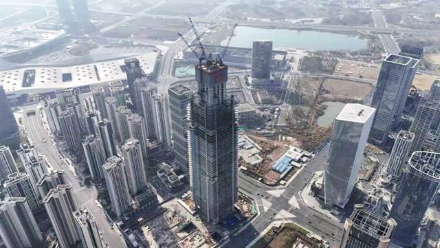  从300米到489米：深度解析西南第一高楼的技术突破与建造逻辑 房产家居