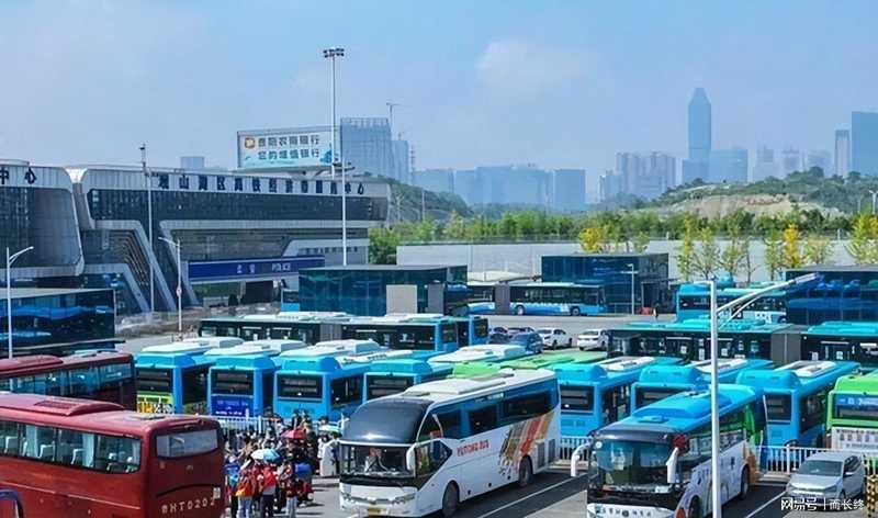  公共交通数字化转型报告：数据驱动的运营优化与盈利破局 IT技术 公共交通数字化转型报告：数据驱动的运营优化与盈利破局 IT技术