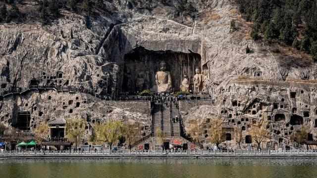  从禁止到破例：龙门石窟车辆通行决策的深层逻辑 新闻