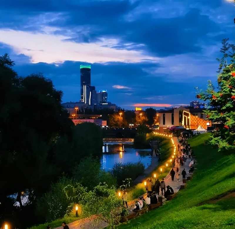  技术深扒：俄罗斯自由行通讯与支付系统深度避坑指南 文化旅游